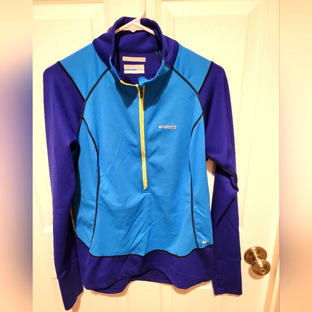 Women's Columbia size L Bike Jersey